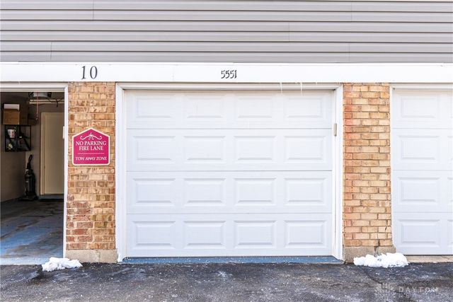 5551 Hummock Road, Dayton, OH 45426