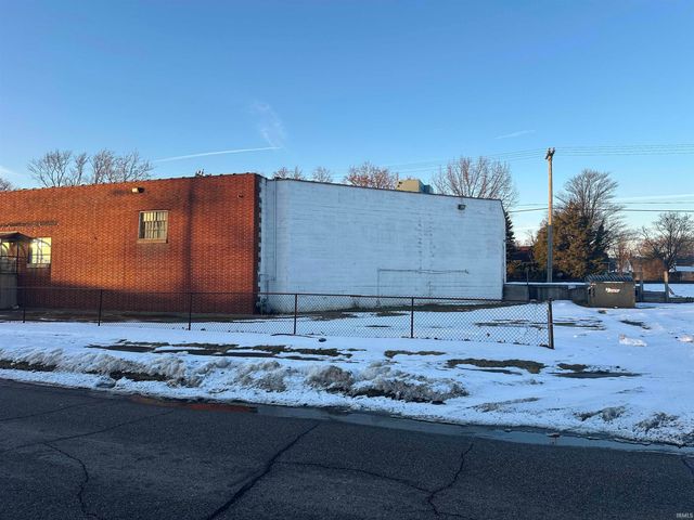 1200 W 6Th Street, Mishawaka, IN 46544