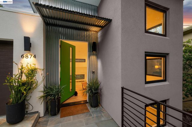 6874 BUCKINGHAM BOULEVARD, Berkeley, CA 94705