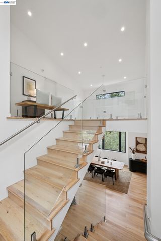 6874 BUCKINGHAM BOULEVARD, Berkeley, CA 94705