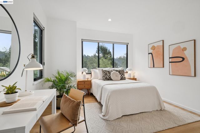 6874 BUCKINGHAM BOULEVARD, Berkeley, CA 94705