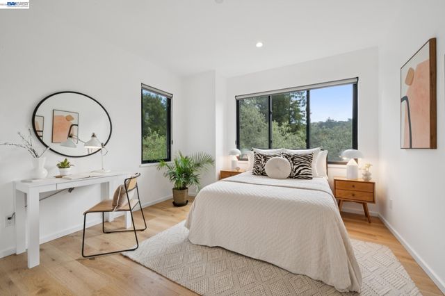 6874 BUCKINGHAM BOULEVARD, Berkeley, CA 94705