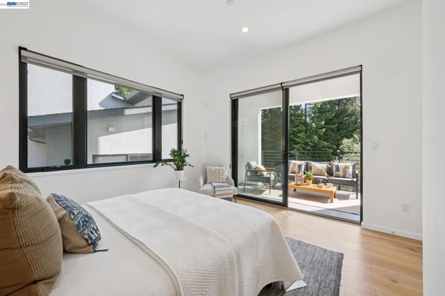 6874 BUCKINGHAM BOULEVARD, Berkeley, CA 94705