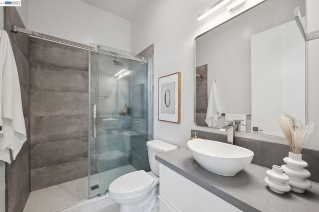 6874 BUCKINGHAM BOULEVARD, Berkeley, CA 94705