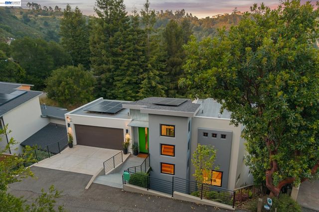 6874 BUCKINGHAM BOULEVARD, Berkeley, CA 94705