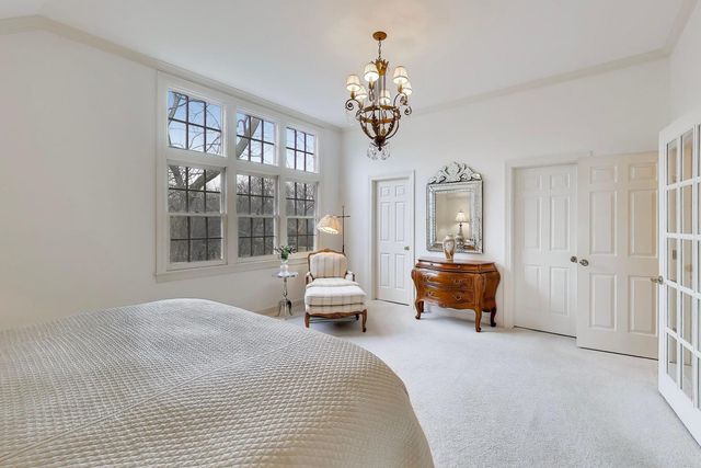 1135 Buttonwood Lane, Northbrook, IL 60062