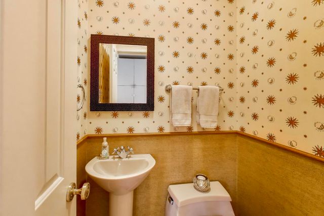 1135 Buttonwood Lane, Northbrook, IL 60062