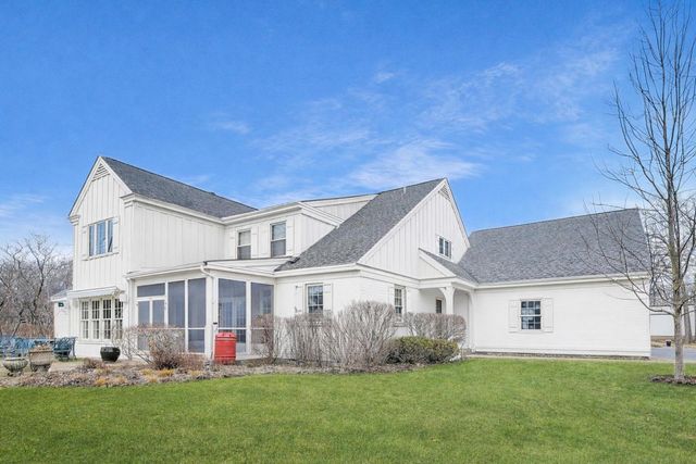 1135 Buttonwood Lane, Northbrook, IL 60062