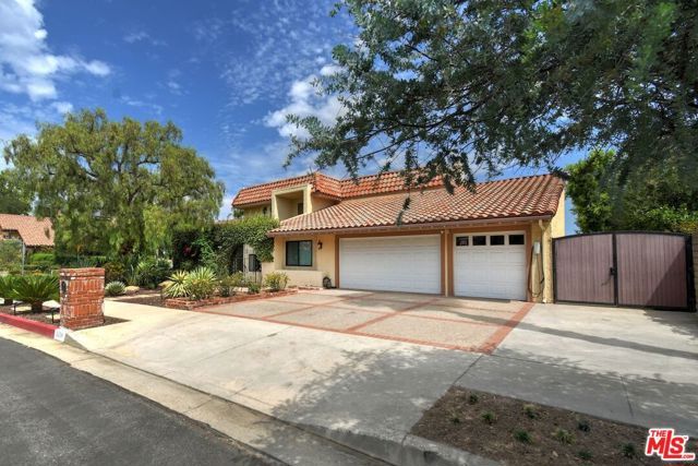 9664 Andora Avenue, Chatsworth (los Angeles), CA 91311