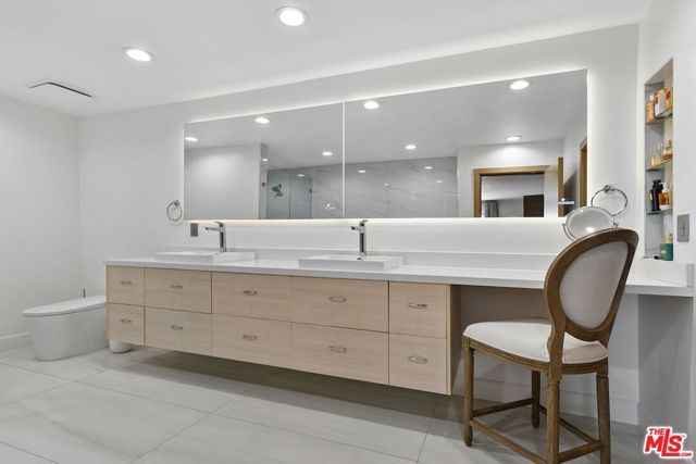 9664 Andora Avenue, Chatsworth (los Angeles), CA 91311