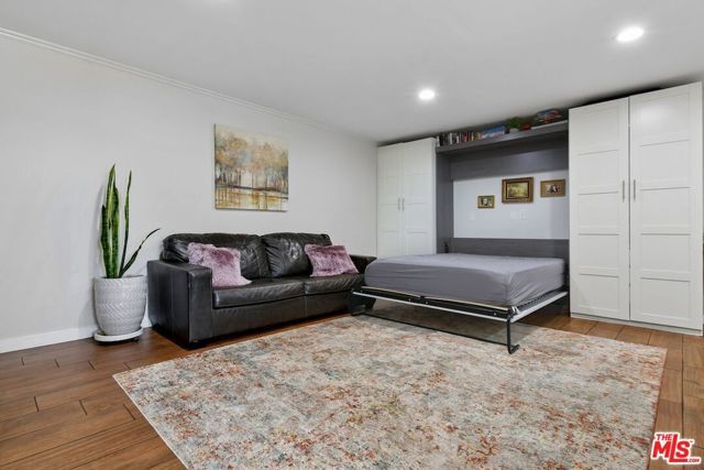 9664 Andora Avenue, Chatsworth (los Angeles), CA 91311