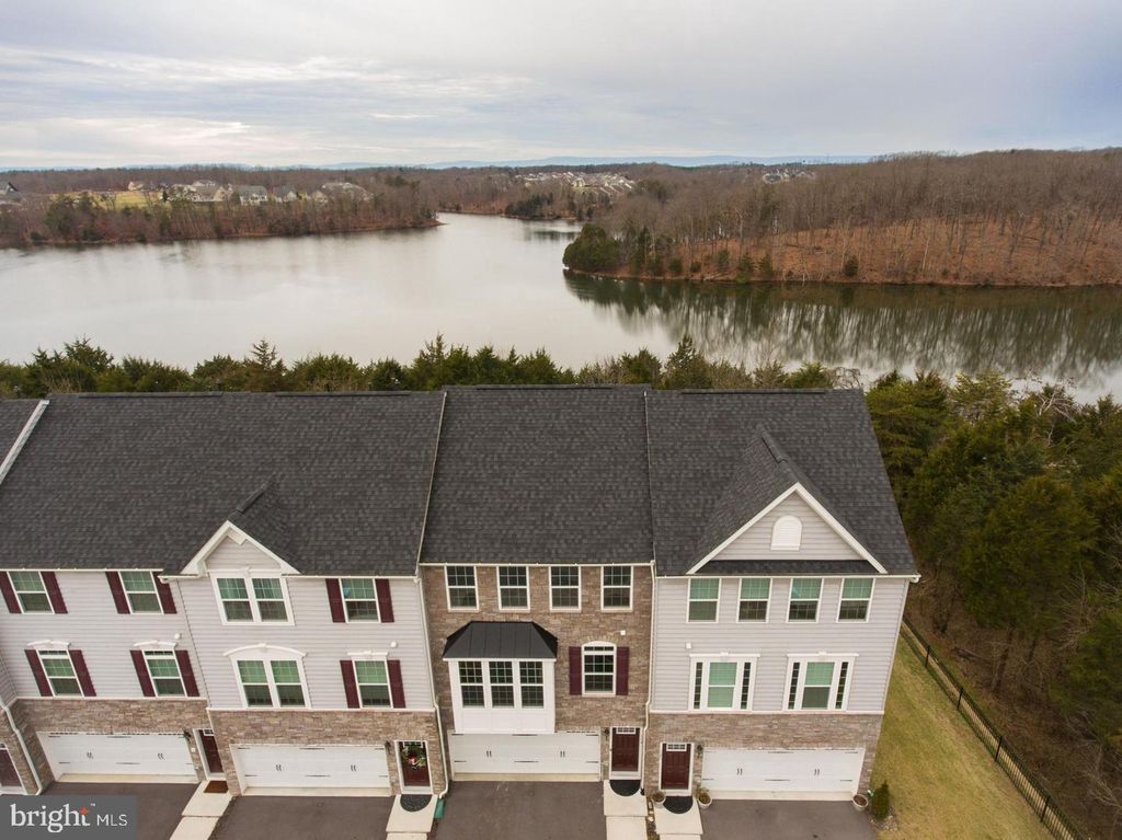 119 FRITILLARY CT, Lake Frederick, VA 22630
