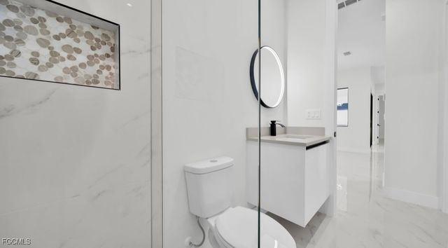 518 NW 1 LN, Cape Coral, FL 33993