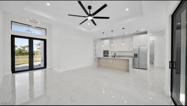 518 NW 1 LN, Cape Coral, FL 33993