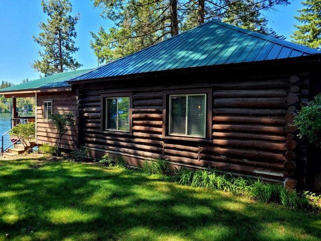40411 North Shore Dr, Loon Lake, WA 99148