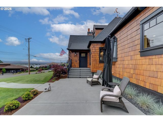 7506 Se EVERGREEN Hwy, Vancouver, WA 98664