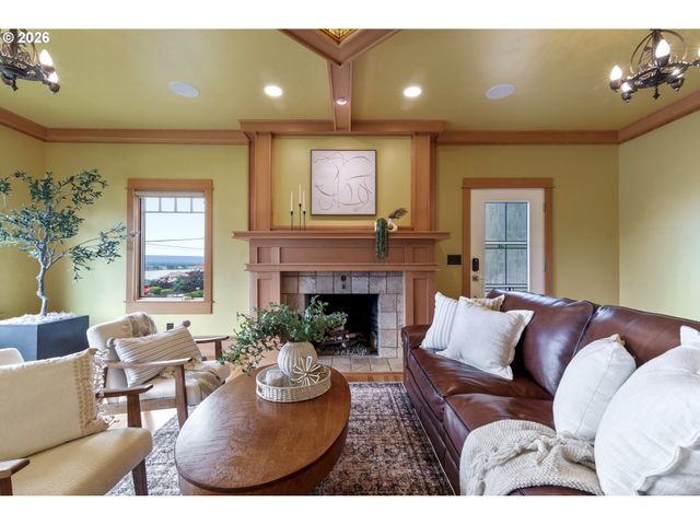 7506 Se EVERGREEN Hwy, Vancouver, WA 98664