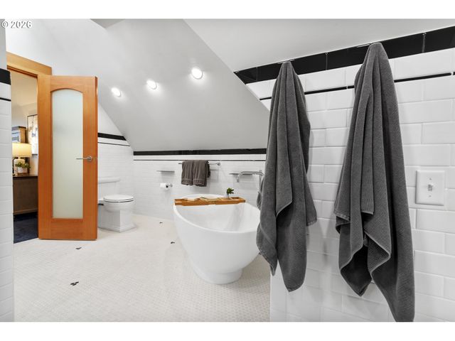 7506 Se EVERGREEN Hwy, Vancouver, WA 98664