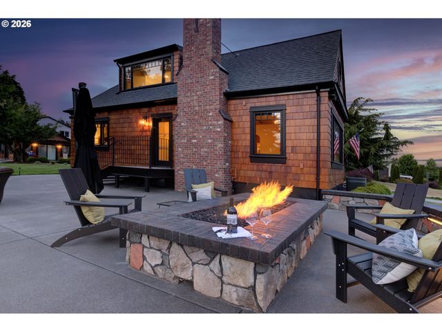 7506 Se EVERGREEN Hwy, Vancouver, WA 98664