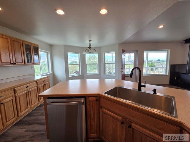 38 Riverview Road, Salmon, ID 83467