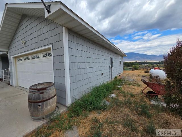 38 Riverview Road, Salmon, ID 83467