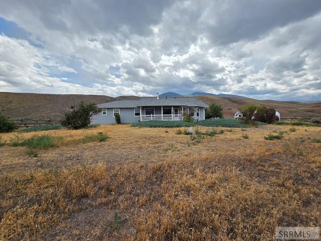 38 Riverview Road, Salmon, ID 83467