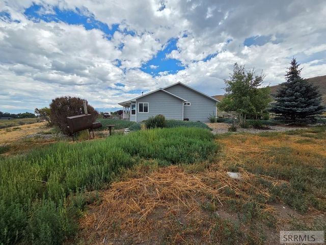 38 Riverview Road, Salmon, ID 83467