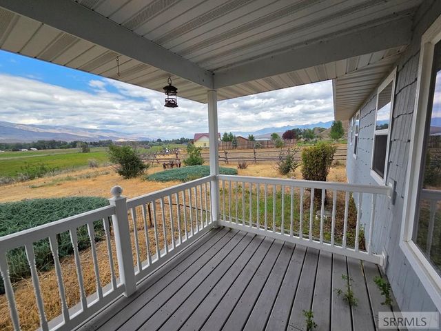 38 Riverview Road, Salmon, ID 83467