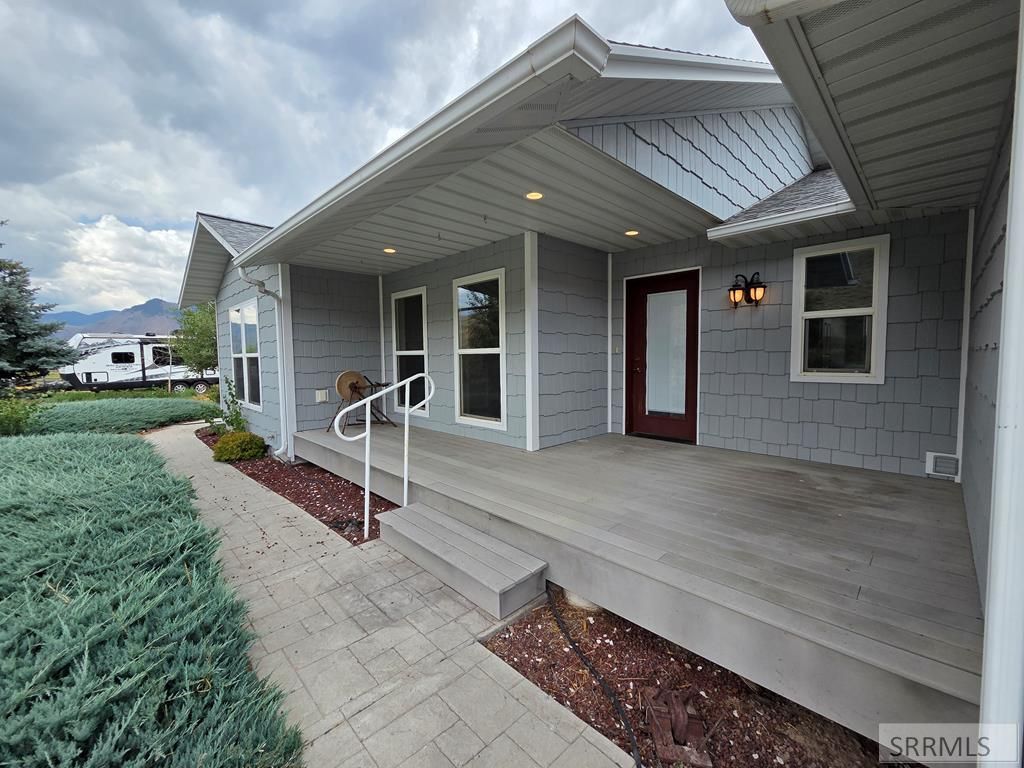 Image 1 of property listing at 38 Riverview Road, Salmon, ID 83467