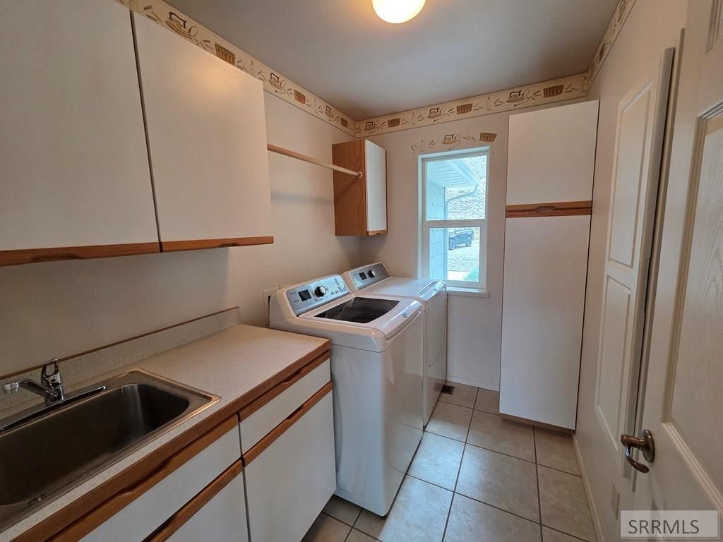 Image 35 of property listing at 38 Riverview Road, Salmon, ID 83467