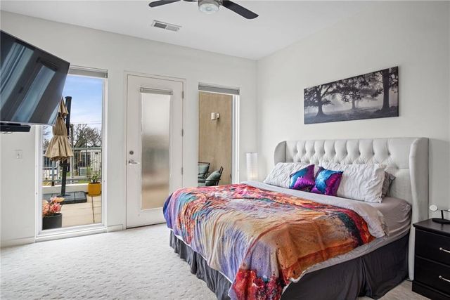 1605 Summit Street, Kansas City, MO 64108