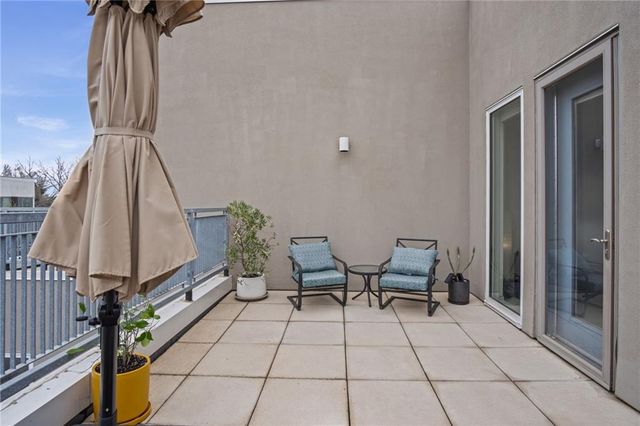 1605 Summit Street, Kansas City, MO 64108
