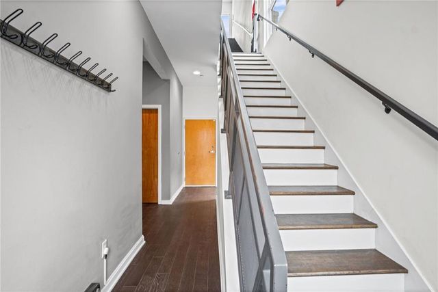 1605 Summit Street, Kansas City, MO 64108