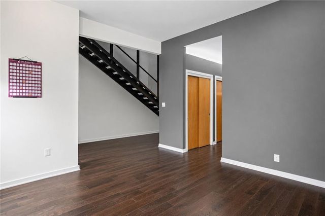 1605 Summit Street, Kansas City, MO 64108