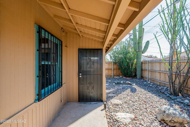 1130 E Florita Street, Tucson, AZ 85719