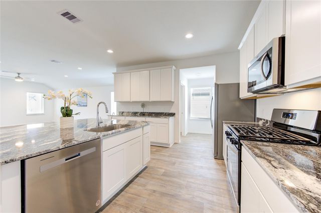 2913 Misty Elm Lane, Rosenberg, TX 77469