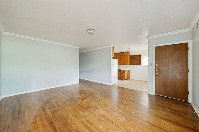 209 Woodward ST, Austin, TX 78704
