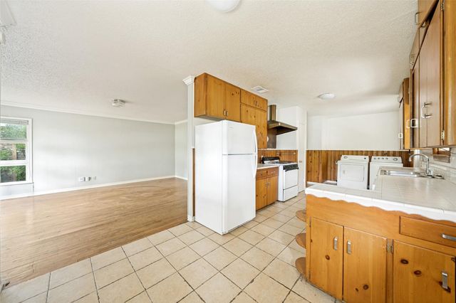 209 Woodward ST, Austin, TX 78704