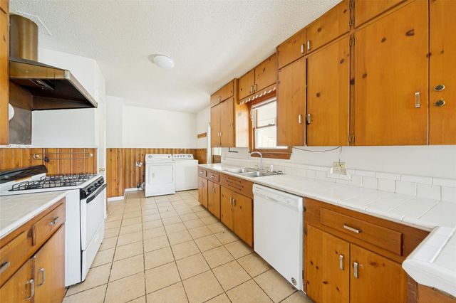 209 Woodward ST, Austin, TX 78704
