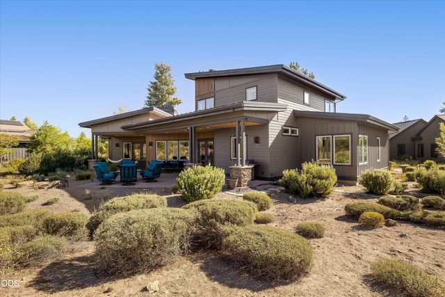 61649 Hosmer Lake Drive, Bend, OR 97702