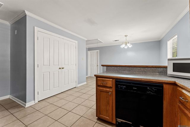 3290 Adams St, Baker, LA 70714