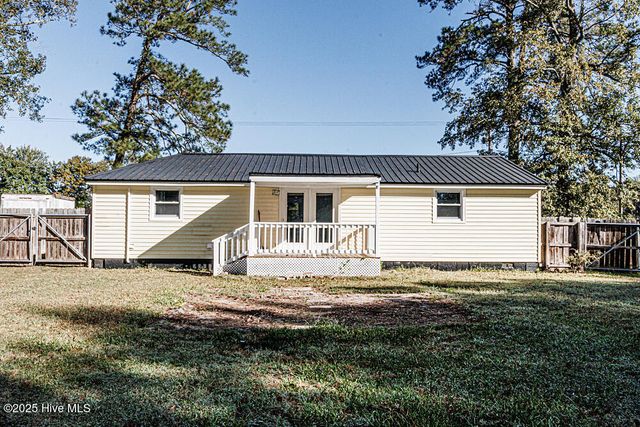 2148 Acorn Hill Road, Tarboro, NC 27886