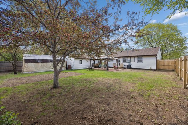5322 53rd Avenue N, Crystal, MN 55429