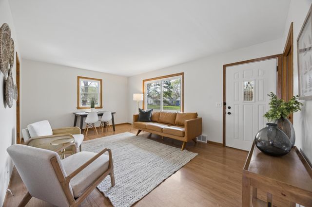 5322 53rd Avenue N, Crystal, MN 55429