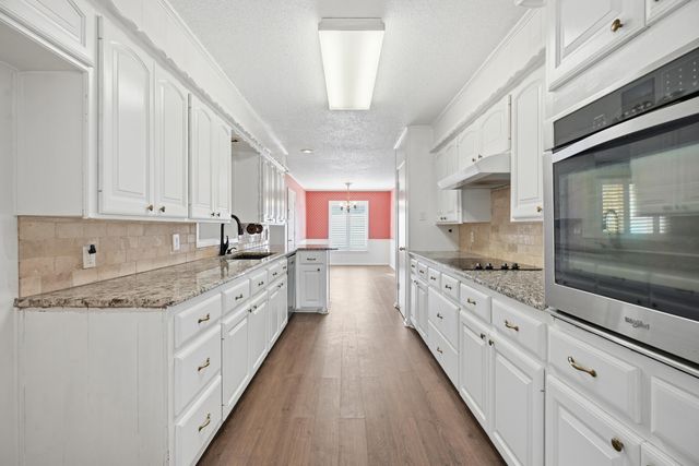 5217 27th Street, Lubbock, TX 79407