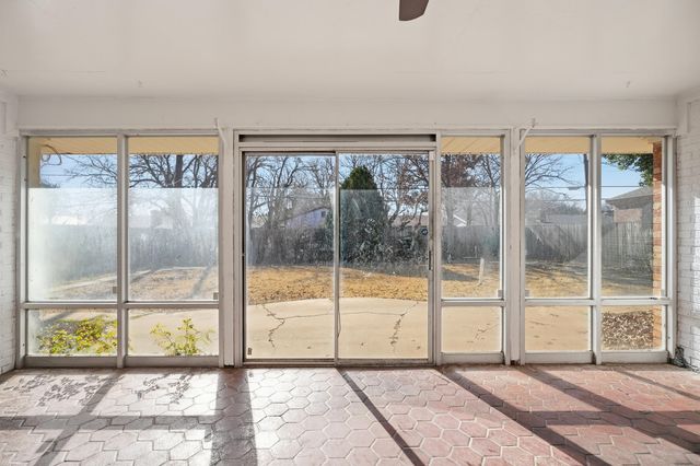 5217 27th Street, Lubbock, TX 79407