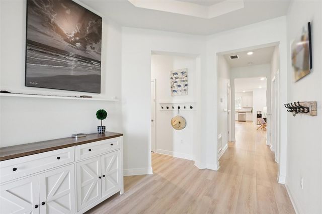 6113 SEA AIR DRIVE, Apollo Beach, FL 33572