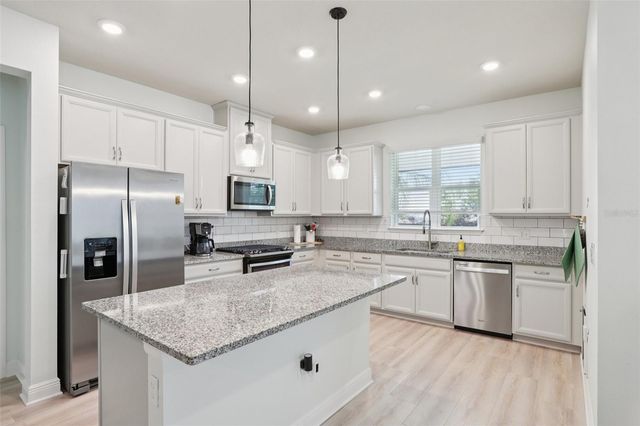 6113 SEA AIR DRIVE, Apollo Beach, FL 33572