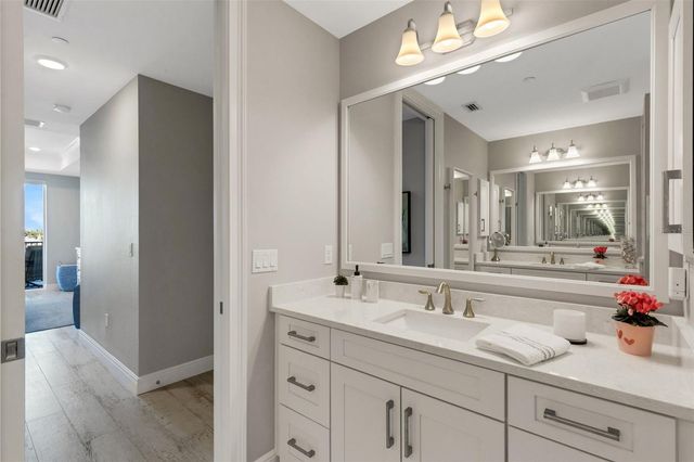 501 TAMIAMI TRAIL N 402, Venice, FL 34285