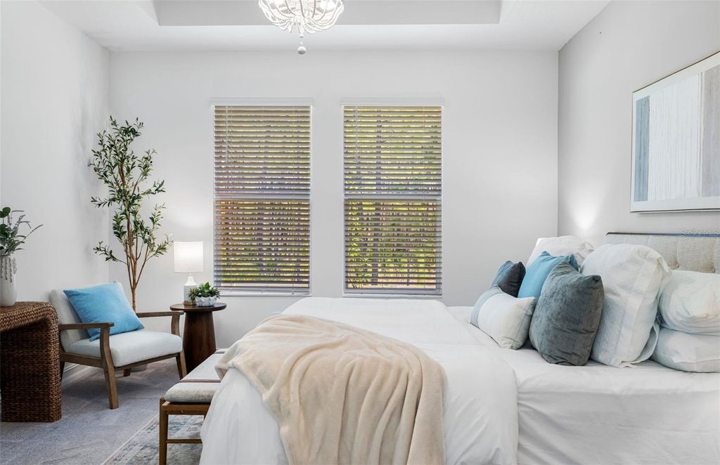 Image 20 of property listing at 18178 SERENE LAKE LOOP, Lutz, FL 33548